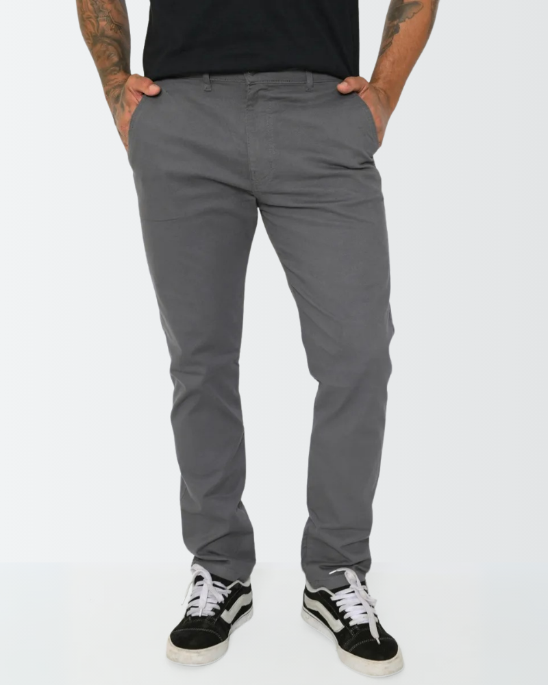 Calça Masculina Slim em Sarja com Lycra – Estilo Esporte Fino e Bolso Faca